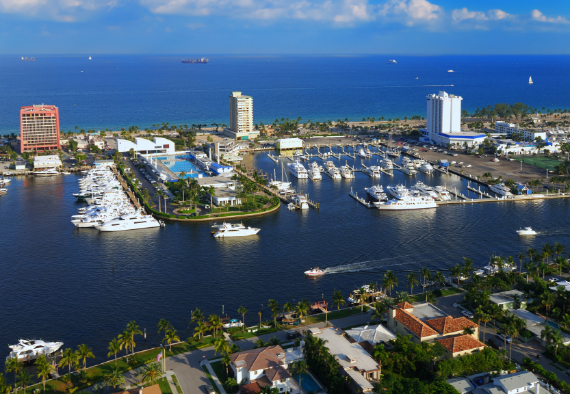 fort lauderdale intracoastal, beach in the background